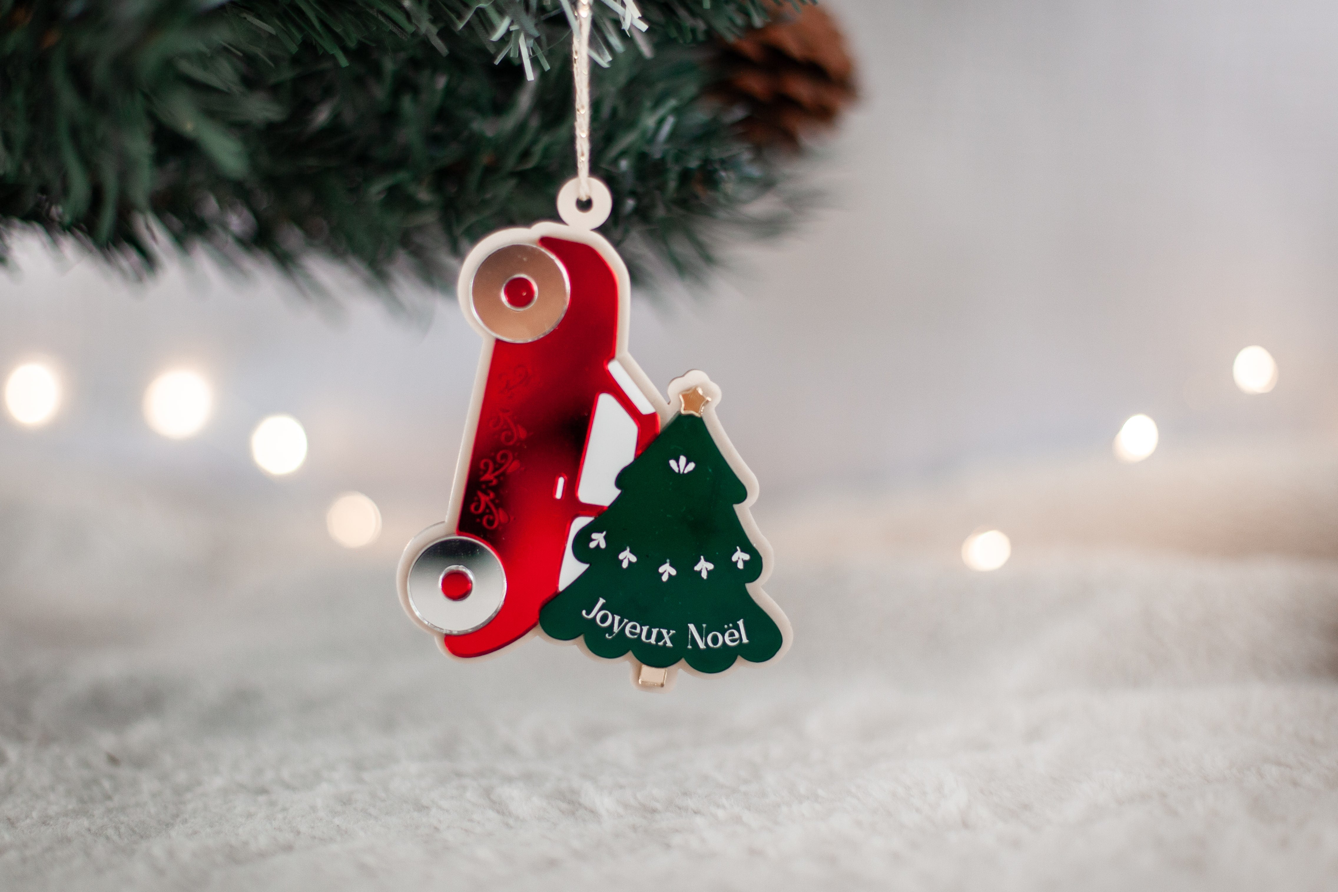 Boule de noël colorée sapin de noël