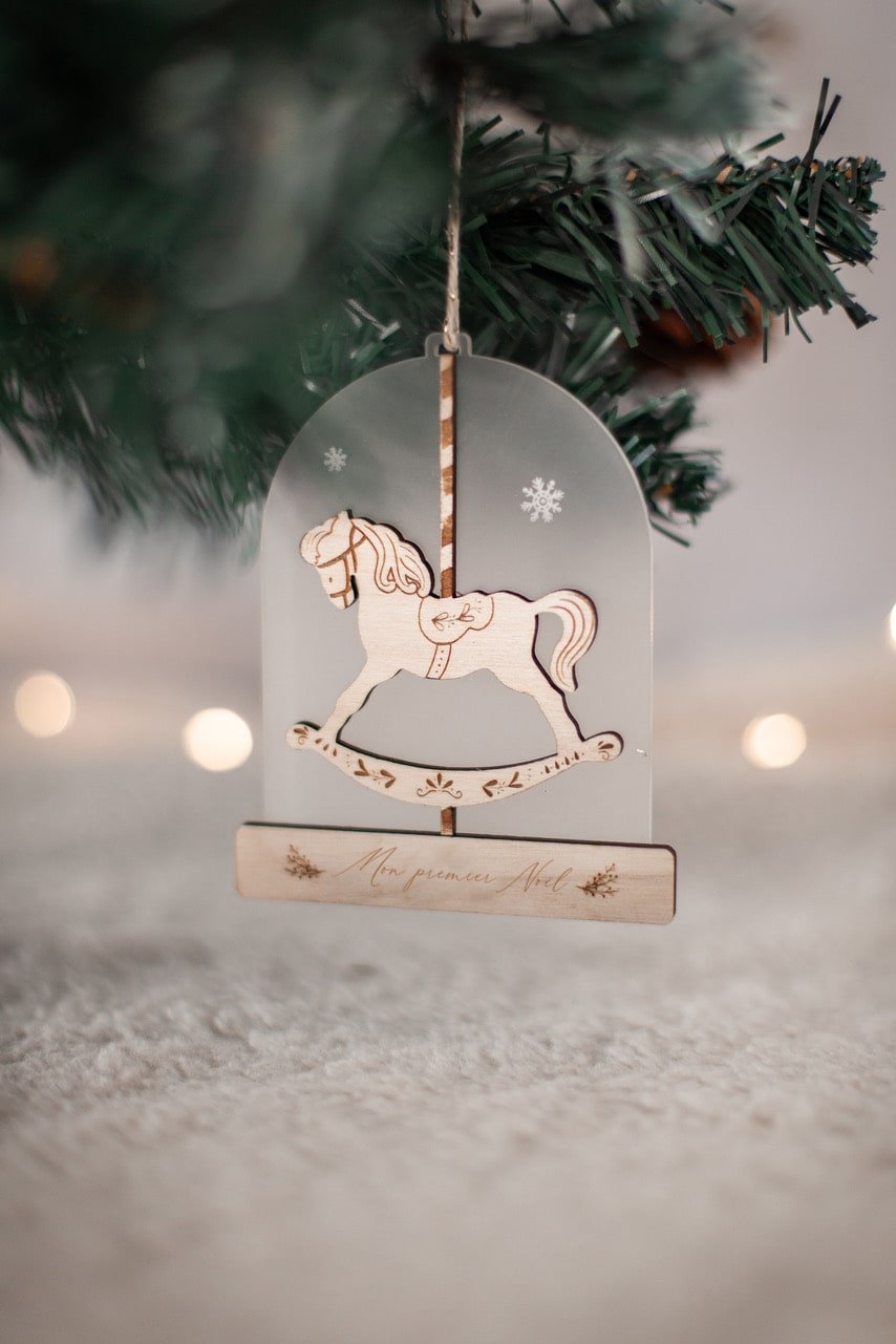Boule de noël boule à neige cheval à bascule - Agencemdf