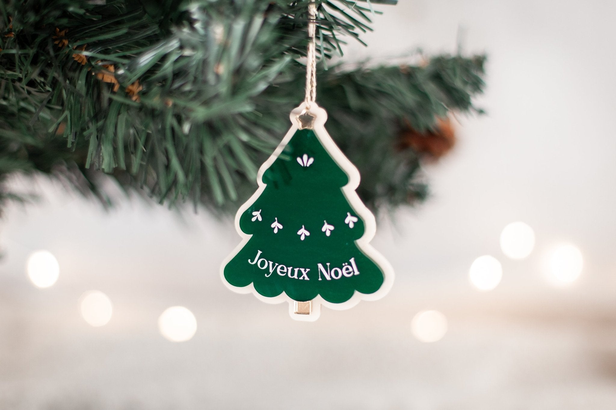 Boule de noël colorée sapin de noël - Agencemdf