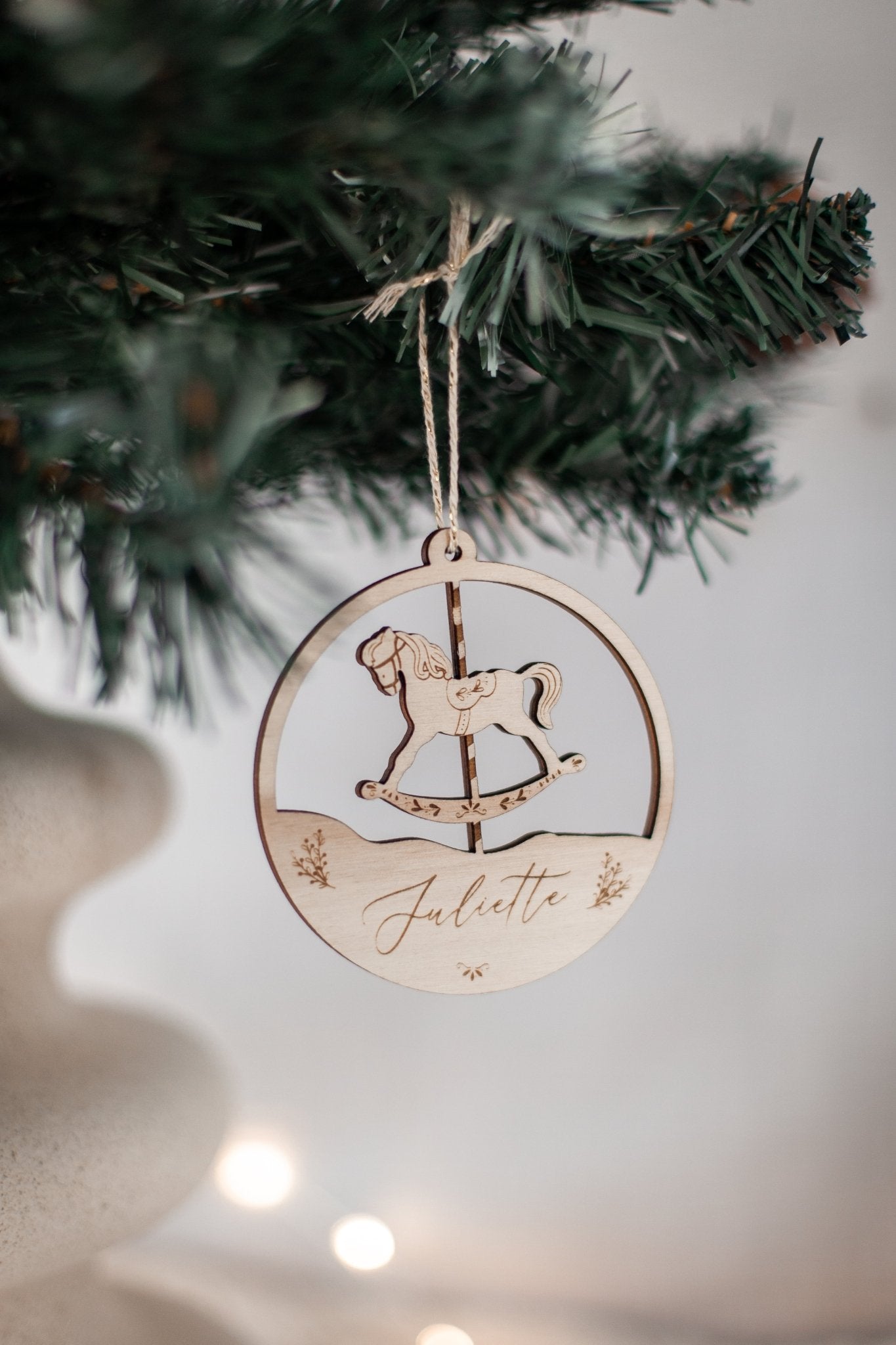 Boule de noël personnalisée cheval à bascule - Agencemdf